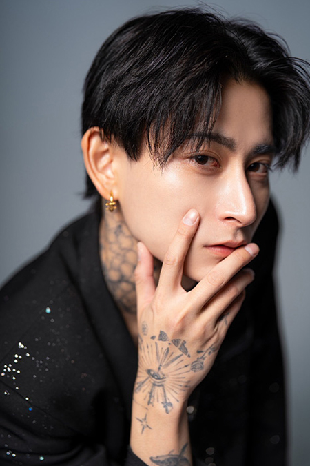 夏樹 ハルト FUYUTSUKI -WHITE- 大阪 ミナミ