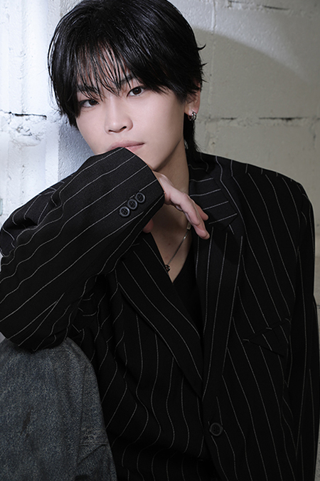 黒羽 快斗 PINK 歌舞伎町