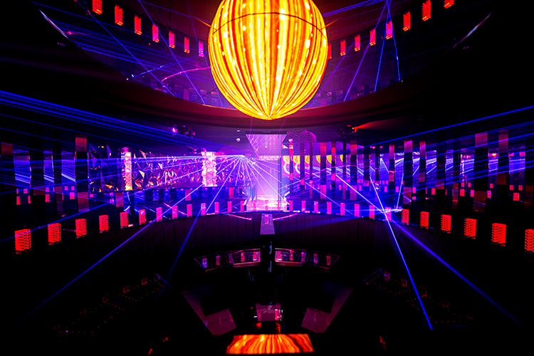 大阪 ミナミ ReAL リアル