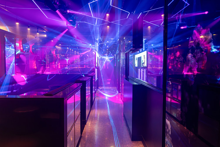 大阪 ミナミ ATOM-CASTLE- アトムキャッスル