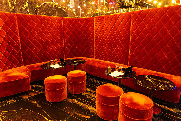 大阪 ミナミ THE CLUB OSAKA ザ クラブ オオサカ